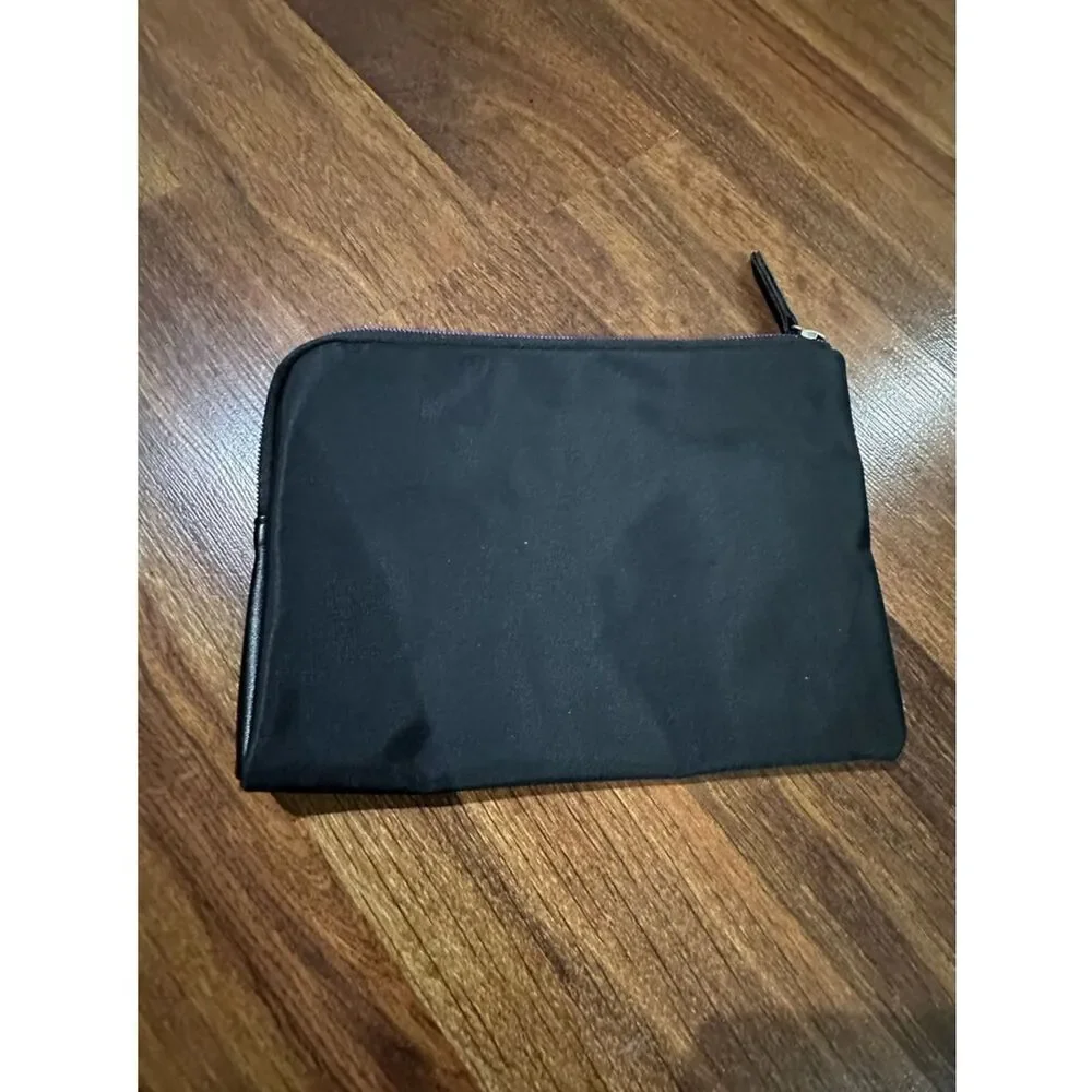 Tumi Black Nylon Toiletry Pouch l